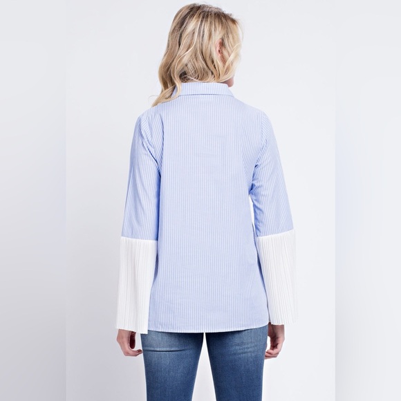 Light blue and white pinstripe button up - Picture 4 of 8